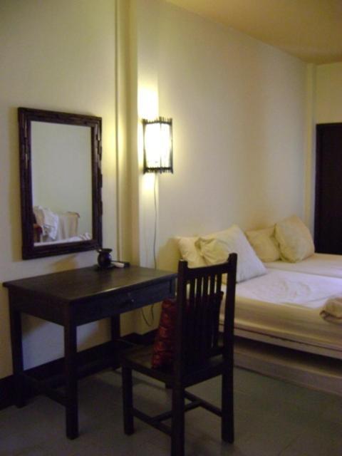 Sarabu Guest House Τσιάνγκ Μάι Δωμάτιο φωτογραφία