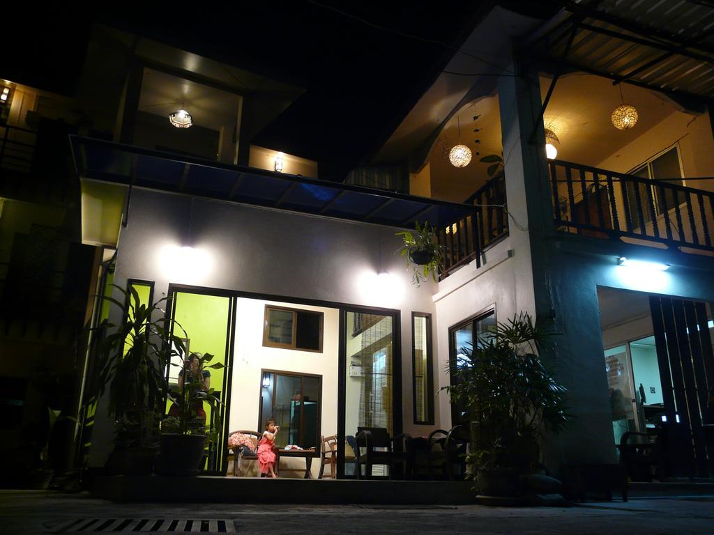 Sarabu Guest House Τσιάνγκ Μάι Εξωτερικό φωτογραφία